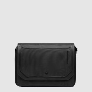 Borsa Messenger Piquadro Uomo Porta Tablet In Pelle e Tessuto Lyss Nera su linait
